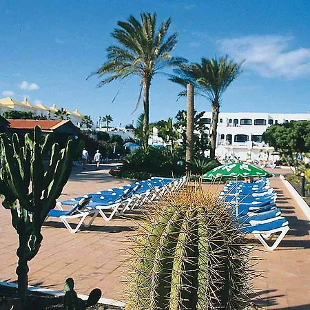 Las Palmeras I & Ii Hotell 3*